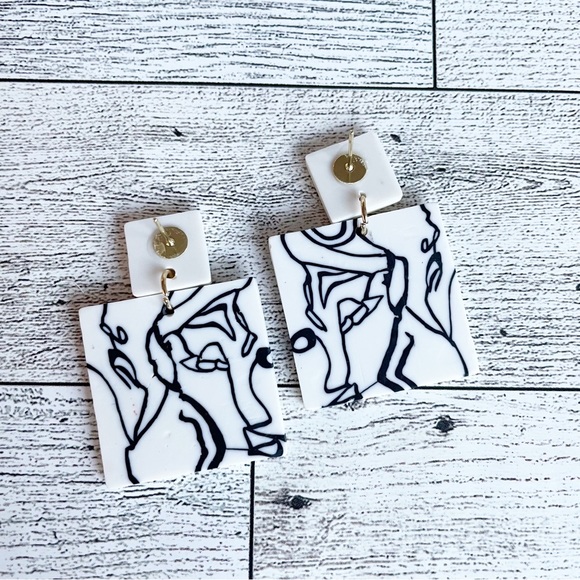 Black and White Polymer clay earrings, aesthetic jewelry, line art earrings - Picture 5 of 6